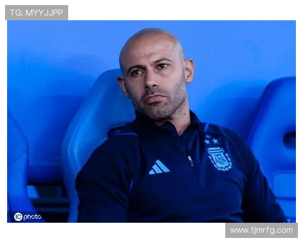 马斯切拉诺因私事辞迈阿密主帅